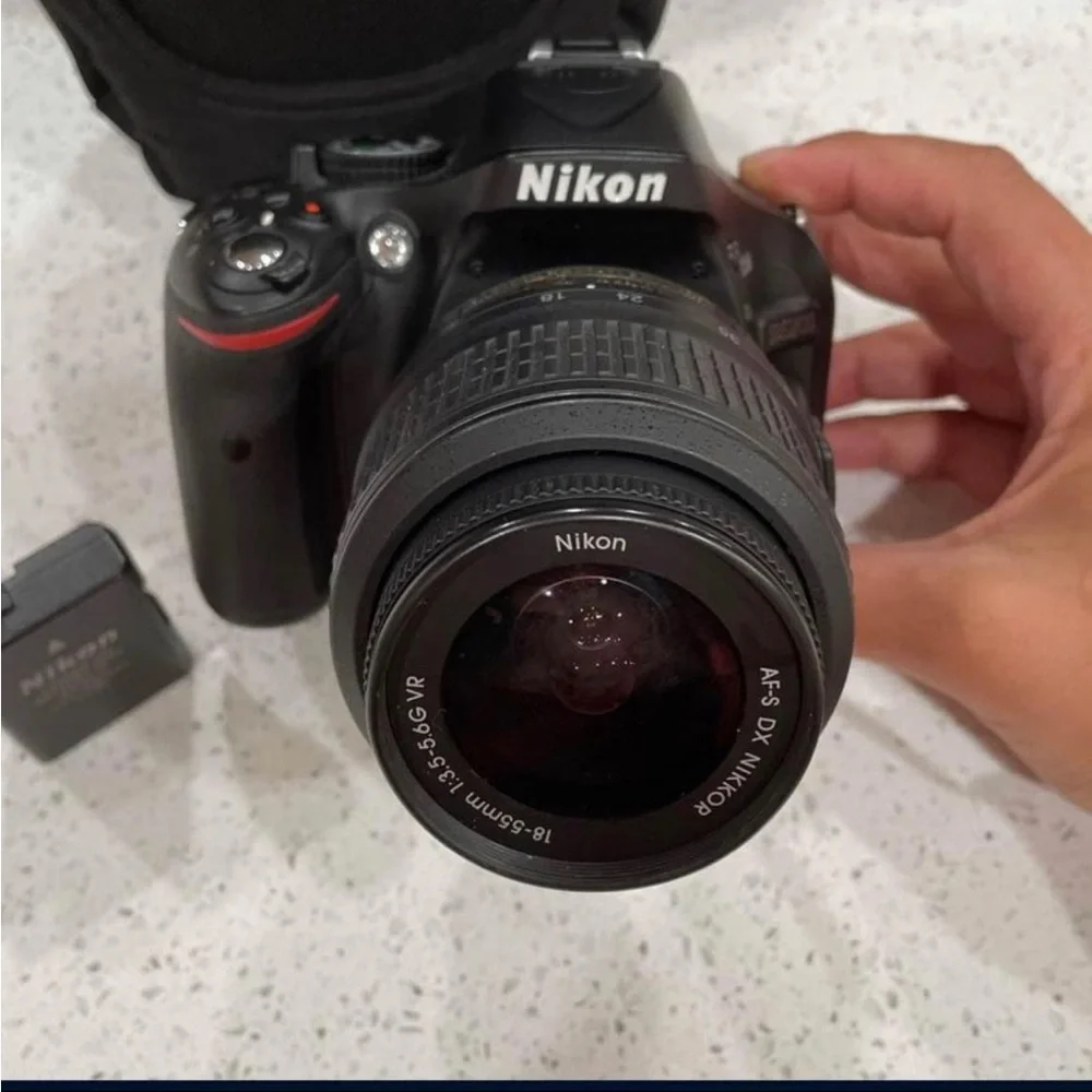 Nikon D5200